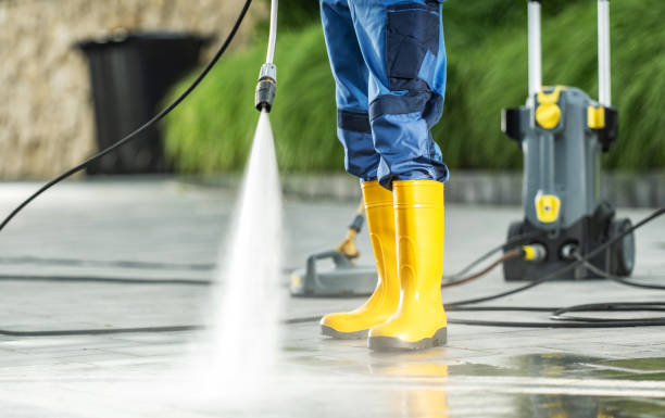 Why Choose Our Certified Pressure Washing Experts for Your Project Needs in Bellefontaine Neighbors, MO?